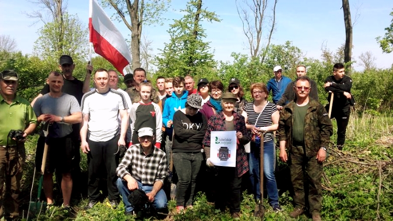Akcja Sadzenia Drzewek na 100-lecie Odzyskania Niepodległości Polski 