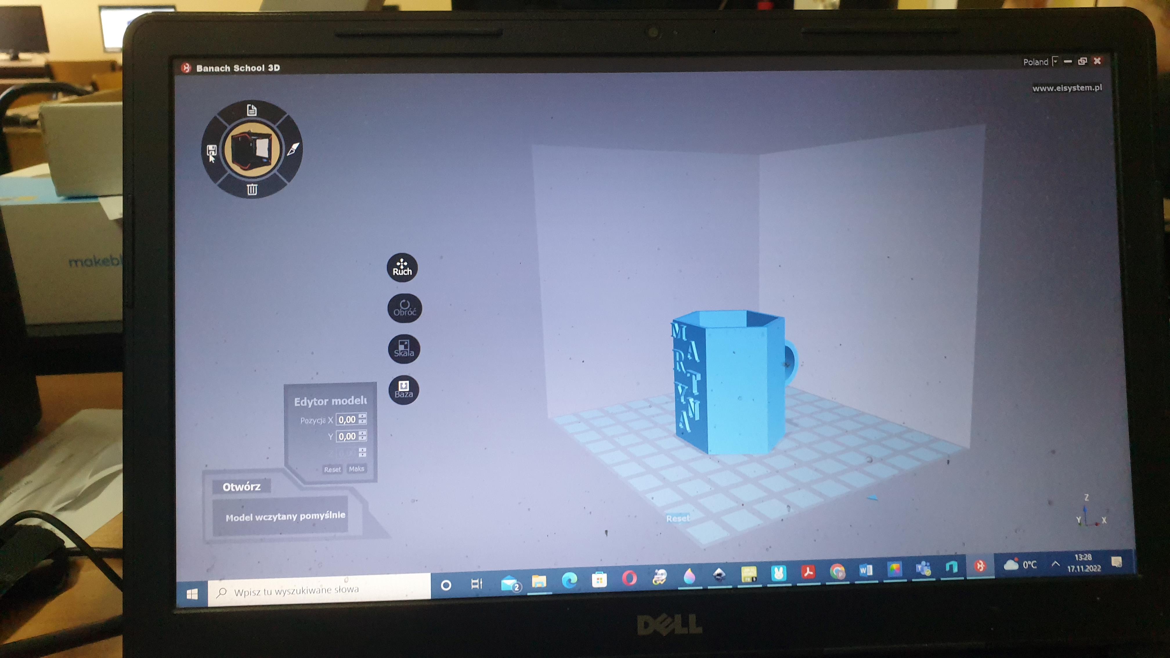 Uczniowie naszej szkoły korzystają z drukarek 3D