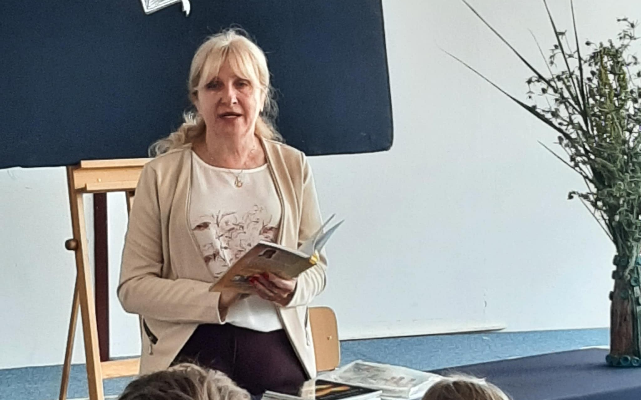 SPOTKANIE Z POETKĄ MAŁGORZATĄ SKOWRON